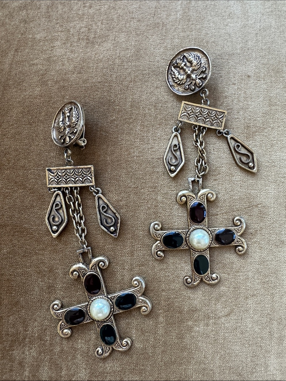 Vintage Retro Metal Bronze color Earrings clips Long